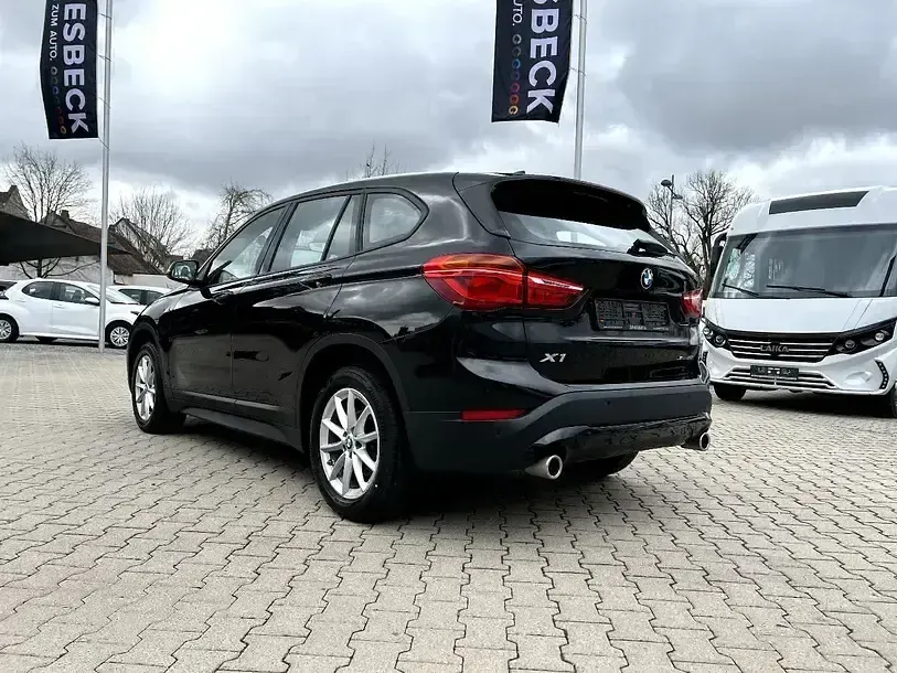 Usado BMW X1 Advantage 192 CV (141 kW) 2020 Negro SUV