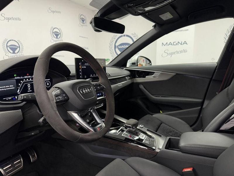 Gebraucht Audi RS4 Sport 450 PS (330 kW) 2024 Grau Kombi