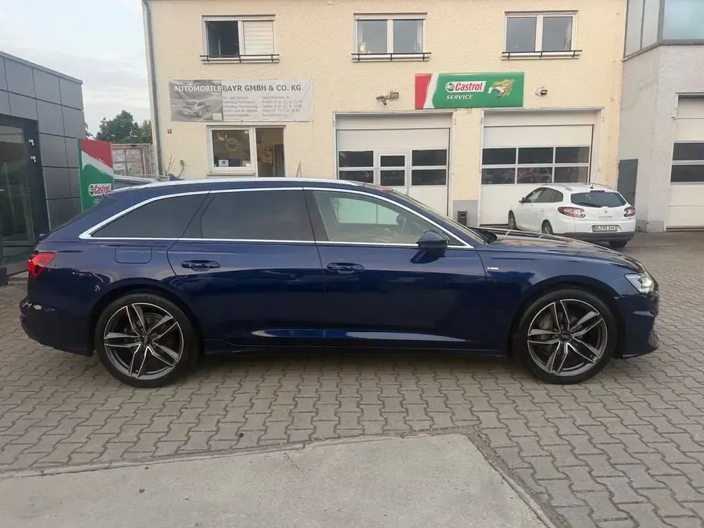 Gebraucht Audi A6 S-Line 204 PS (150 kW) 2020 Navarrablau (metallic) Kombi