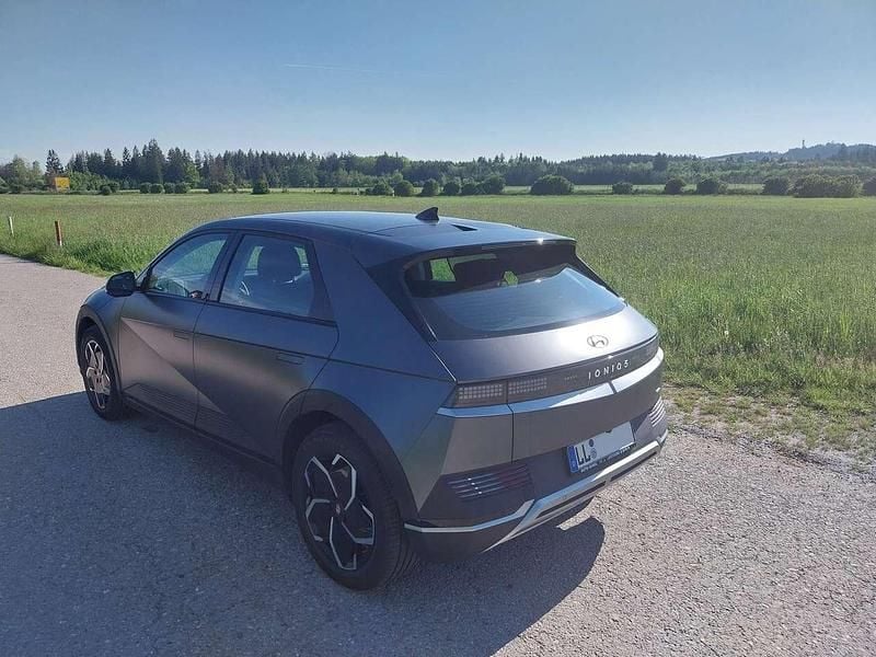 Gebraucht Hyundai Ioniq 5 Dynamiq 239 kW (325 PS) 2023 Grau SUV