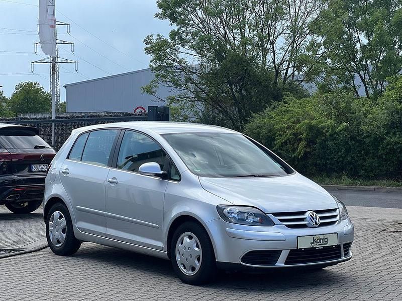 Silber Gebraucht 2005 VW Golf Plus Comfortline Van / Kleinbus | 6.299 € (Etwas zu teuer) - Bild 1/4
