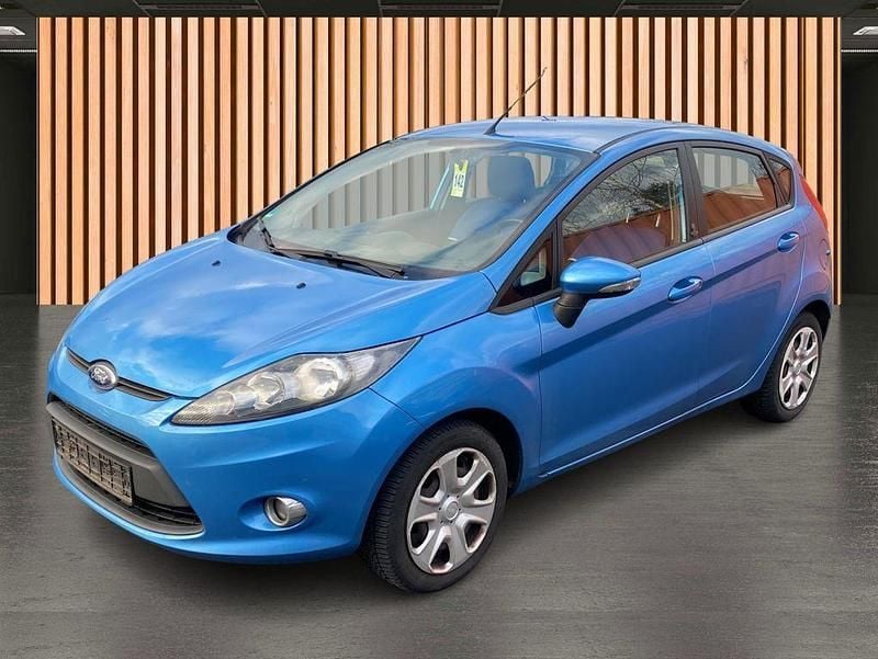 Gebraucht Ford Fiesta Champions Edition 82 PS (60 kW) 2012 Blau Kleinwagen