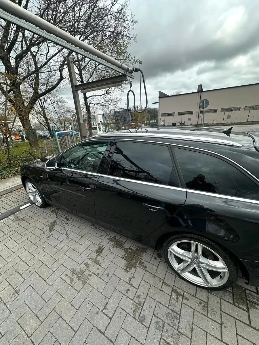 Gebraucht Audi A4 190 PS (139 kW) 2009 Schwarz Kombi