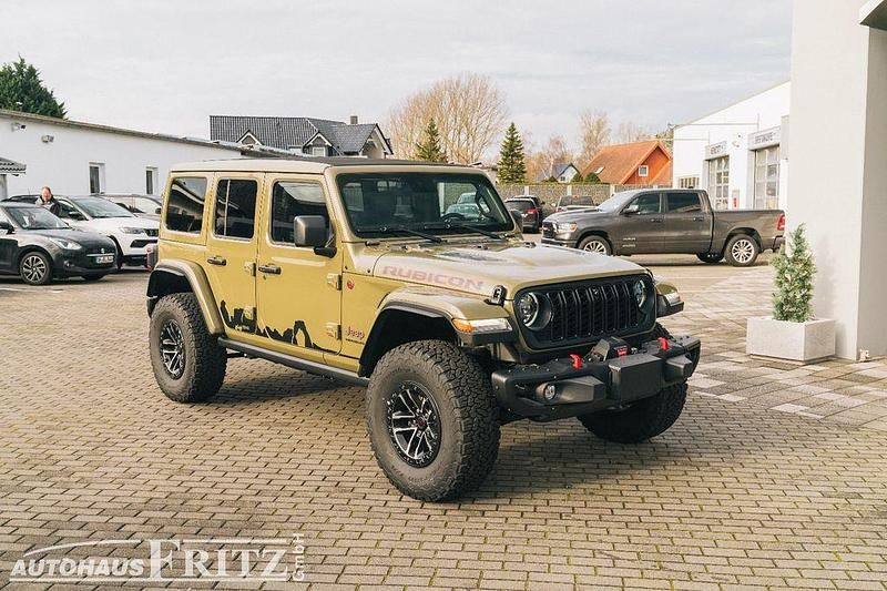 Grün Neu 2025 Jeep Wrangler Unlimited Rubicon SUV | 89.630 € (Fairer Preis) - Bild 1/4
