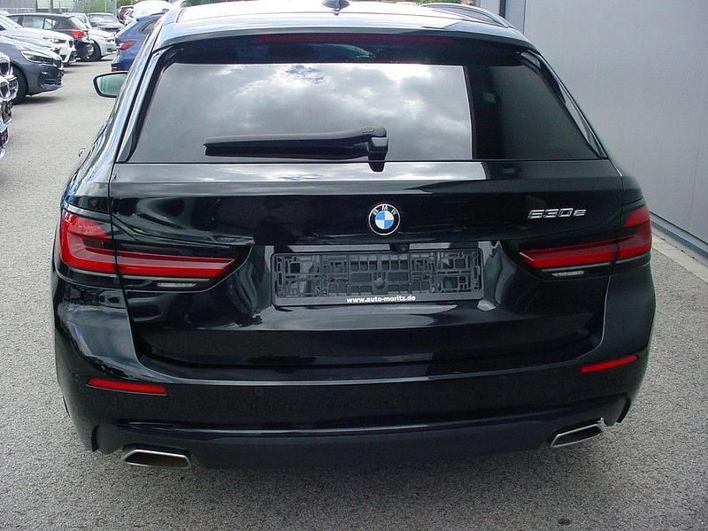 Gebraucht BMW 530 Sport Line 292 PS (214 kW) 2021 Schwarz Limousine