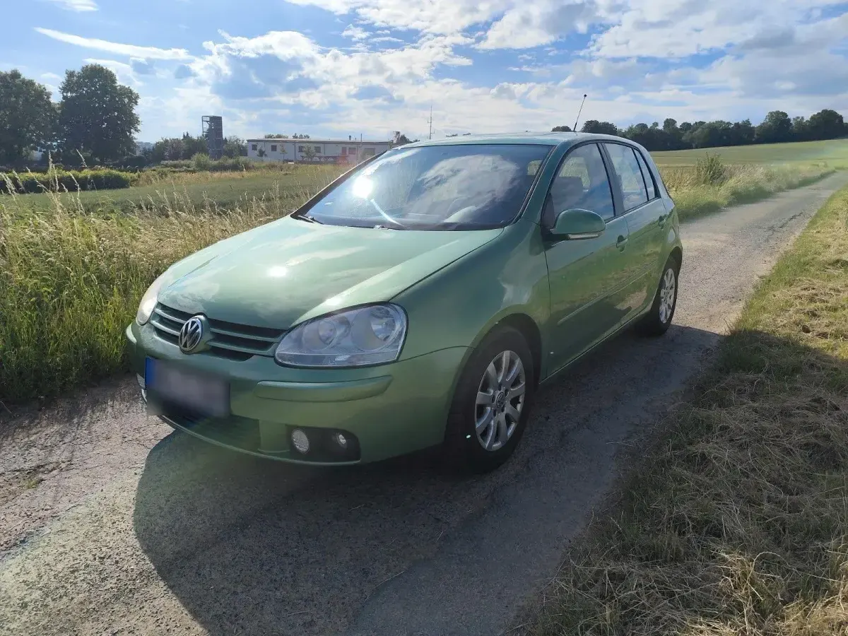 Gebraucht VW Golf IV Comfortline 75 PS (55 kW) 2005 Grün Limousine