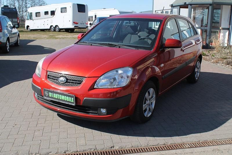 Second-hand Kia Rio 97 CP (71 kW) 2008 Portocaliu Berlinǎ