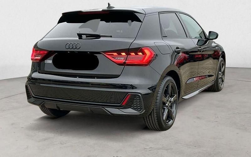 Schwarz Gebraucht 2025 Audi A1 Sportback S-Line Kleinwagen | 20.000 € - Bild 1/1