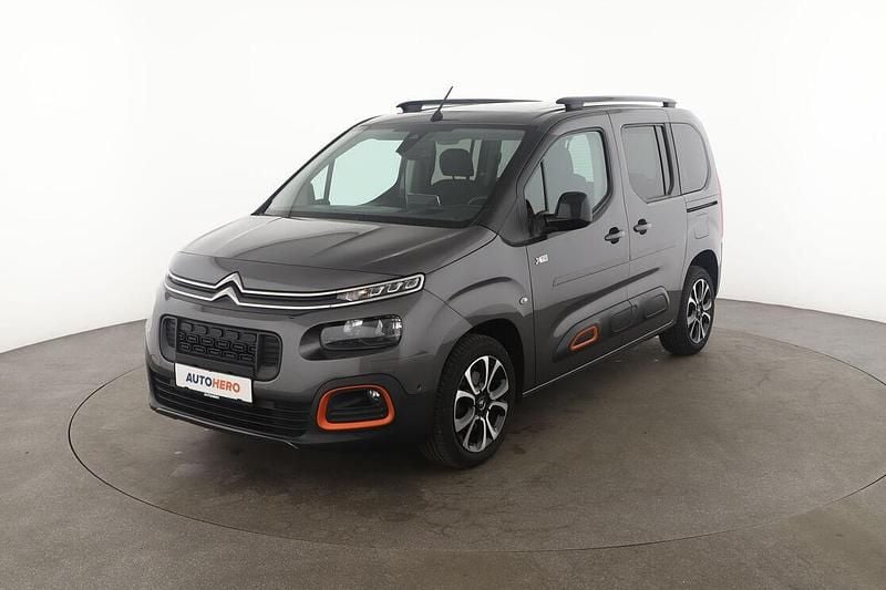 Grau Gebraucht 2021 Citroën Berlingo Shine Van / Kleinbus | 21.890 € (Fairer Preis) - Bild 1/3