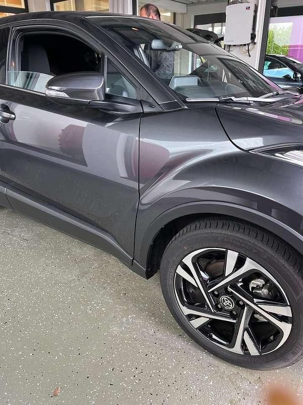 Gebraucht 2024 Toyota C-HR SUV | 29.990 € (Guter Preis) - Bild 1/4