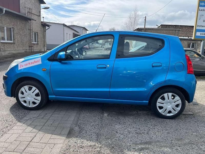 Gebraucht Nissan Pixo Acenta 68 PS (50 kW) 2011 Blue (m) Kleinwagen