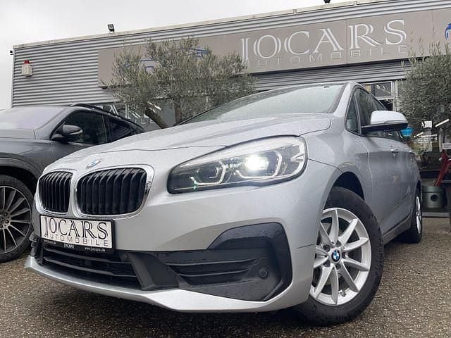 Silber Gebraucht 2020 BMW 216 Gran Tourer Van / Kleinbus | 17.800 € (Fairer Preis) - Bild 1/4