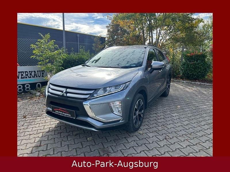 Grau Gebraucht 2018 Mitsubishi Eclipse Cross Diamant Edition SUV | 15.980 € (Superpreis) - Bild 1/4