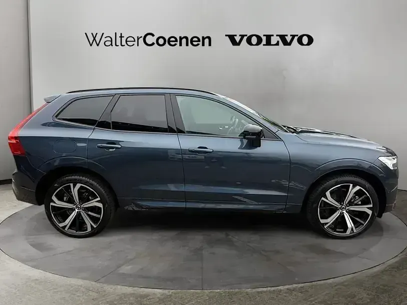 Gebraucht Volvo XC60 Plus 455 PS (334 kW) 2025 Denim blue (metallic) SUV