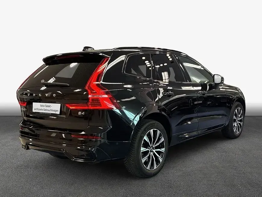 Gebraucht Volvo XC60 Plus 197 PS (144 kW) 2024 Schwarz SUV