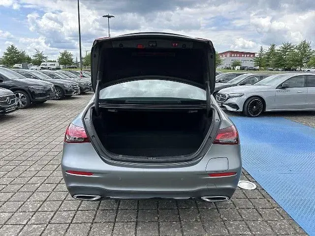 Gebraucht Mercedes E300 306 PS (225 kW) 2022