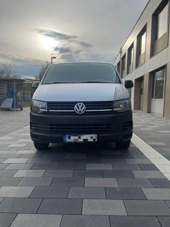 Gebraucht VW Transporter 102 PS (75 kW) 2016 Silber Van