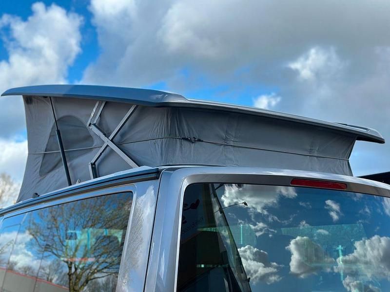 Gebraucht VW California Beach 150 PS (110 kW) 2017 Mojavebeige Van