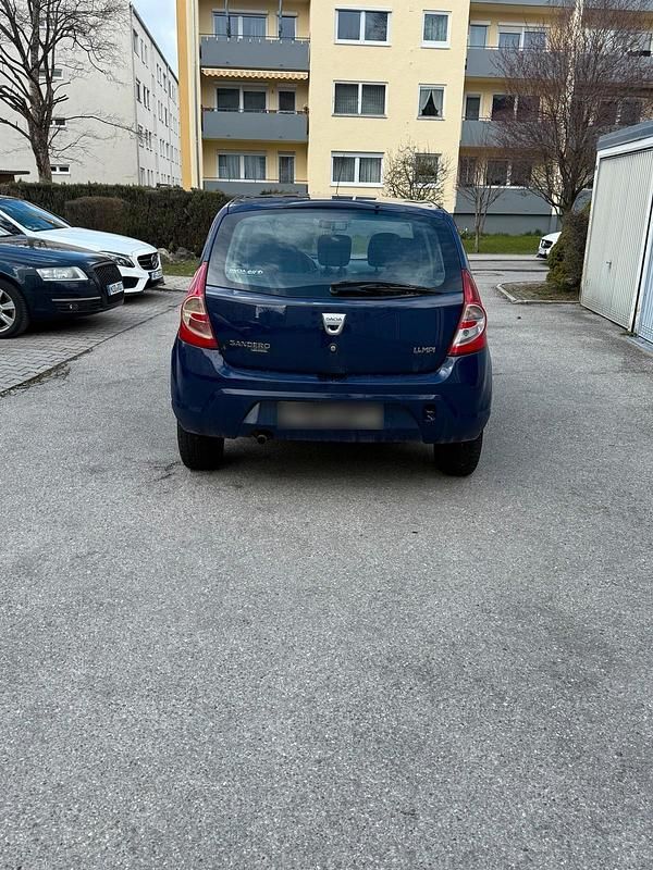Gebraucht Dacia Sandero 75 PS (55 kW) 2010 Blau Limousine