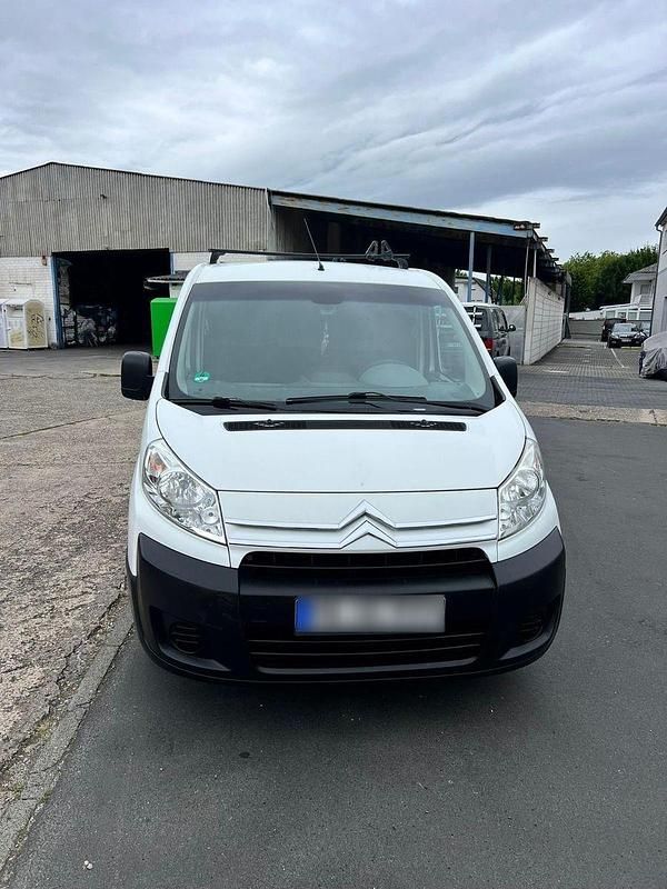 Gebraucht Citroën Jumpy 163 PS (119 kW) 2012 Weiß Van / Kleinbus