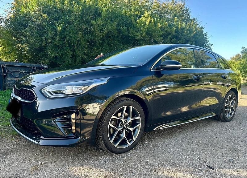 Schwarz Gebraucht 2019 Kia ProCeed GT-Line Kleinwagen | 17.990 € (Fairer Preis) - Bild 1/4