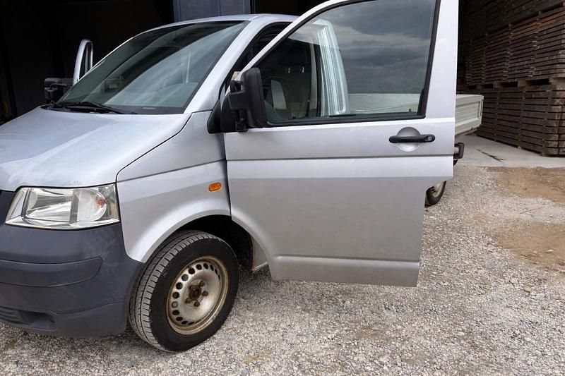 Gebraucht VW Transporter 174 PS (127 kW) 2007 Silber Van