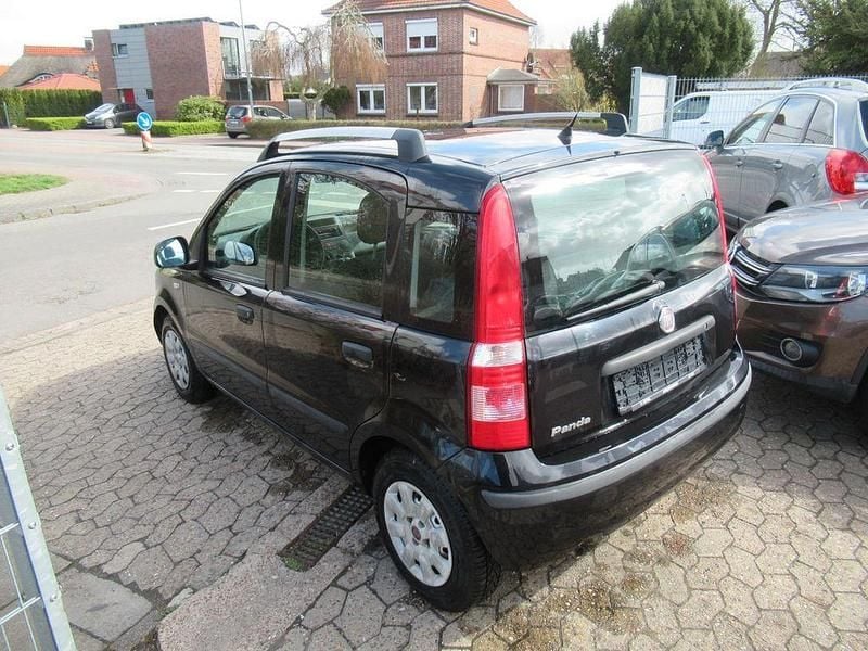 Gebraucht Fiat Panda Active 69 PS (50 kW) 2011 Schwarz Kleinwagen