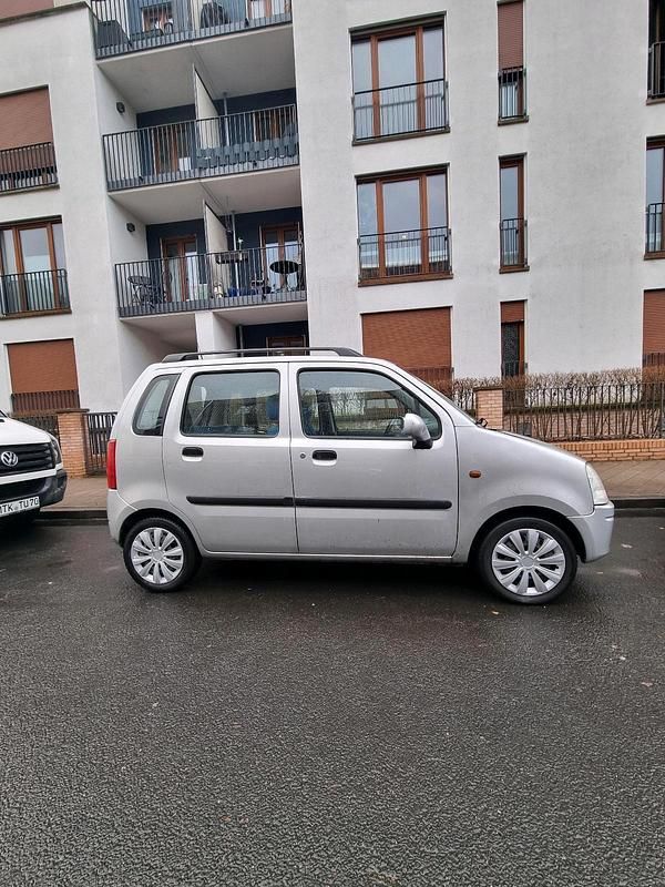 Gebraucht Opel Agila 75 PS (55 kW) 2001 Silber Van / Kleinbus