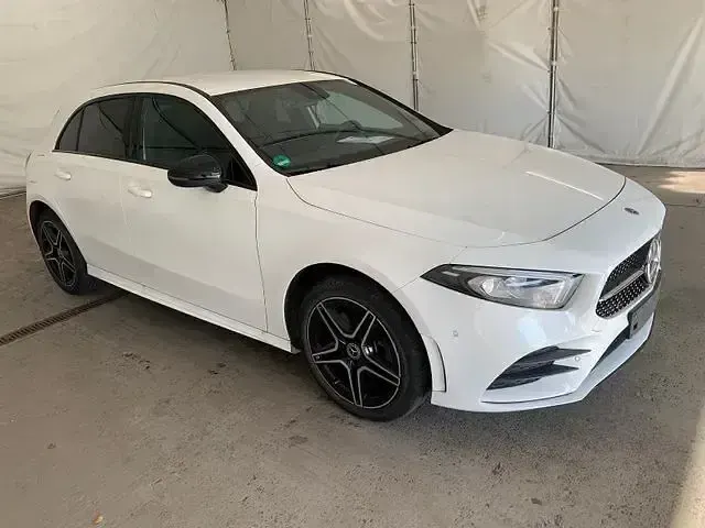 Gebraucht Mercedes A250 AMG line 218 PS (160 kW) 2021 Weiß Limousine