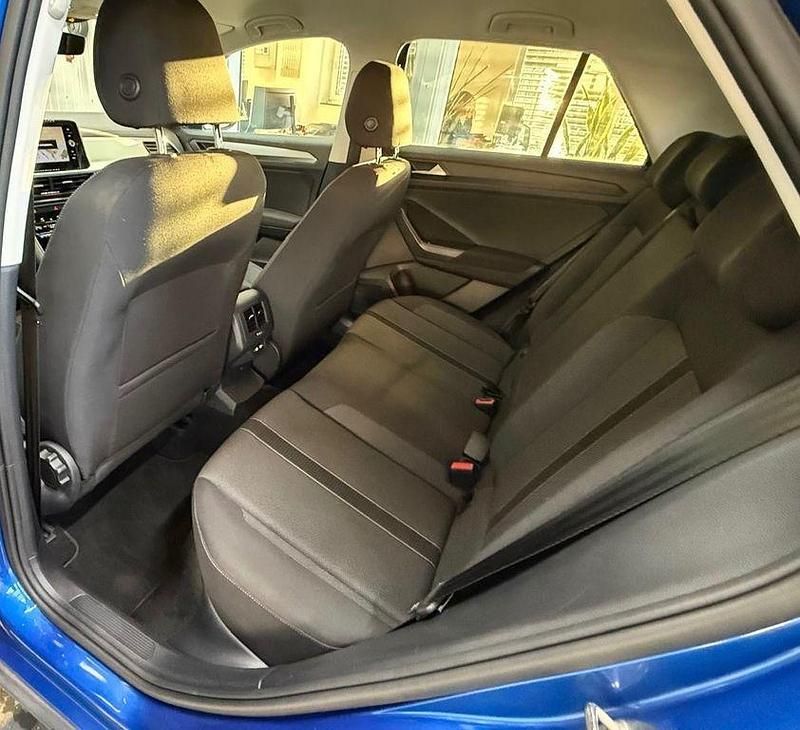 Gebraucht VW T-Roc Life 116 PS (85 kW) 2022 Blau SUV