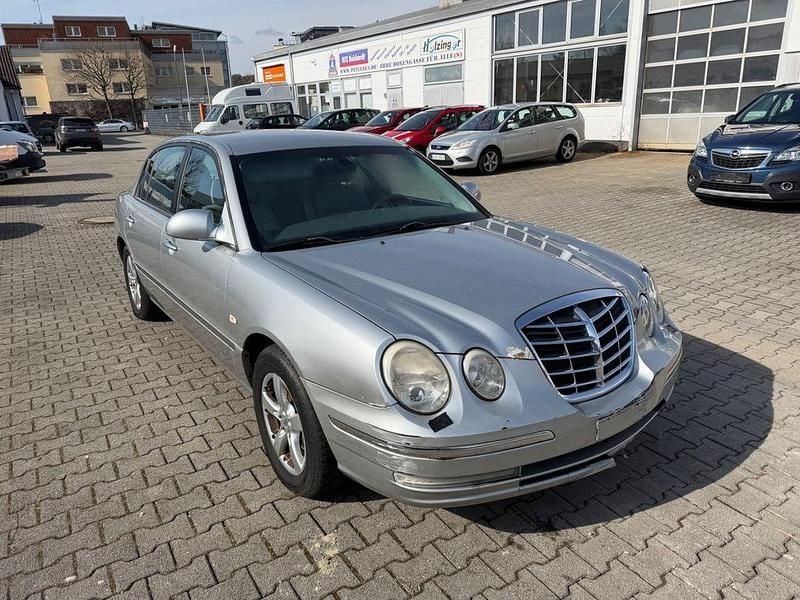 Gebraucht Kia Opirus 203 PS (149 kW) 2005 Silber Limousine
