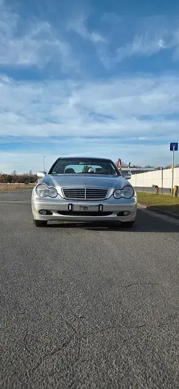 Gebraucht Mercedes C200 Elegance 163 PS (119 kW) 2000 Silber Limousine