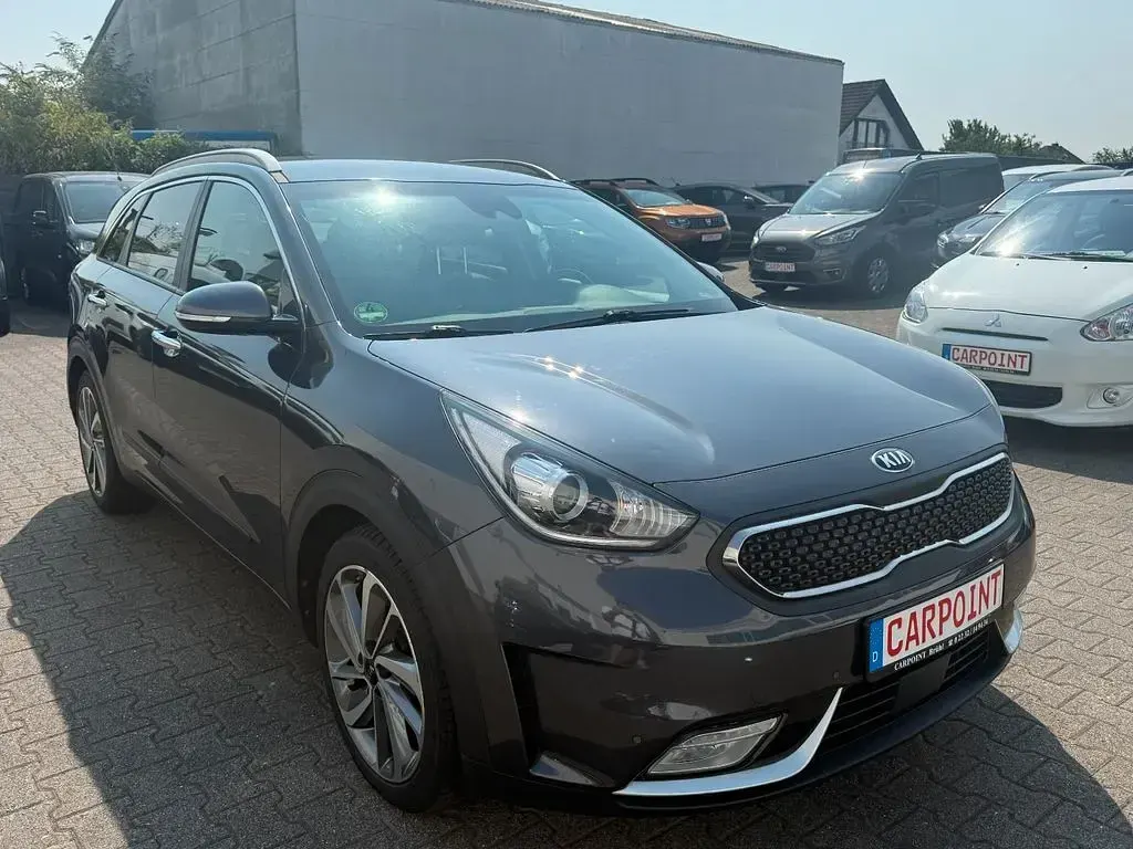 Gebraucht Kia Niro Spirit 105 PS (77 kW) 2017 Grau SUV