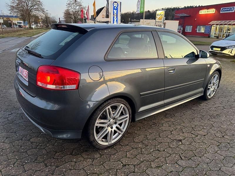 Gebraucht Audi S3 Sport 265 PS (194 kW) 2007 Grau Limousine