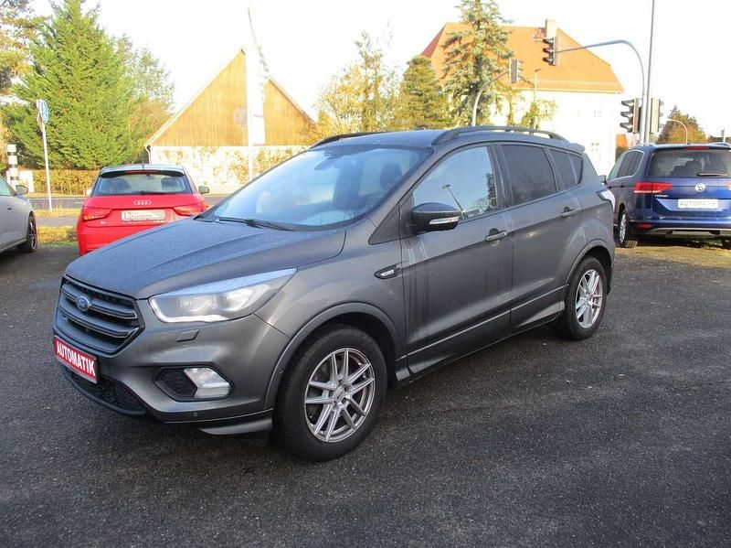 Gebraucht Ford Kuga ST-Line 175 PS (128 kW) 2018 Magneticgrau (metallic) SUV