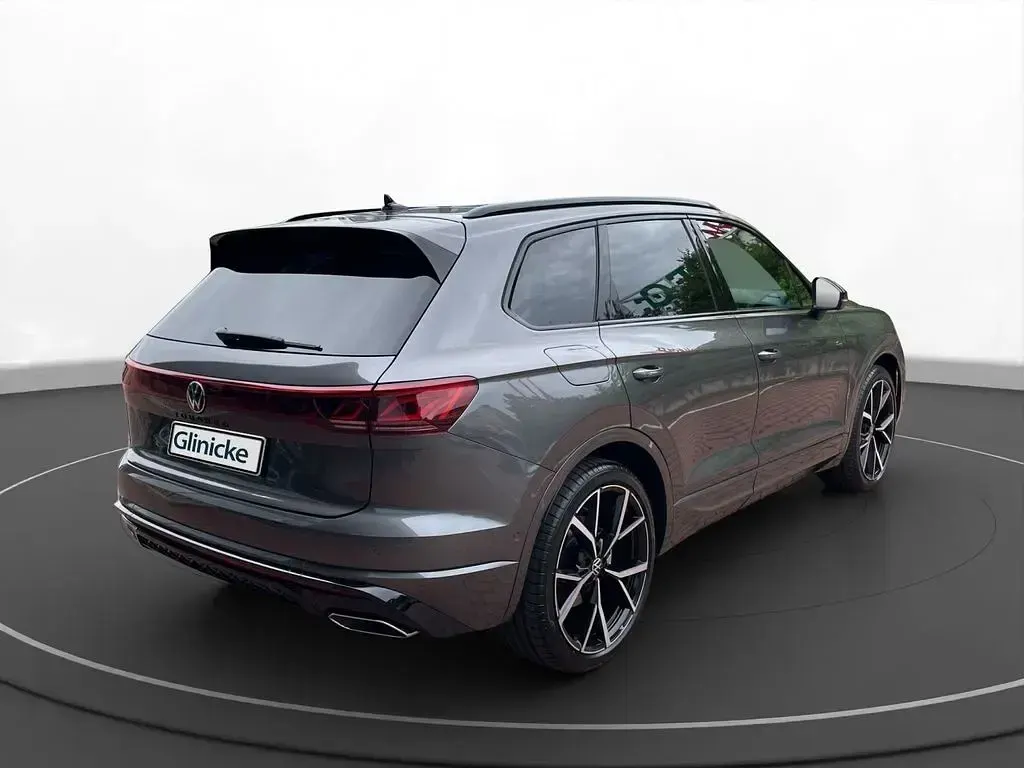 Neu VW Touareg Edition 286 PS (210 kW) 2026 Grau SUV