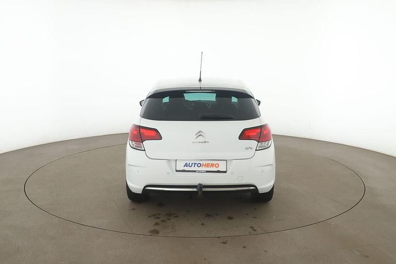 Gebraucht Citroën C4 Shine 120 PS (88 kW) 2017 Weiß Limousine