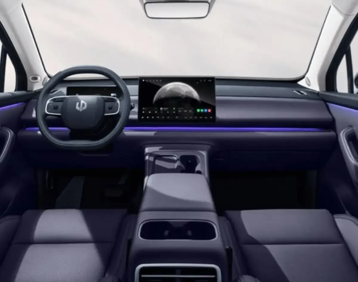 Second-hand Leapmotor C10 160 kW (218 CP) 2025 Gri SUV