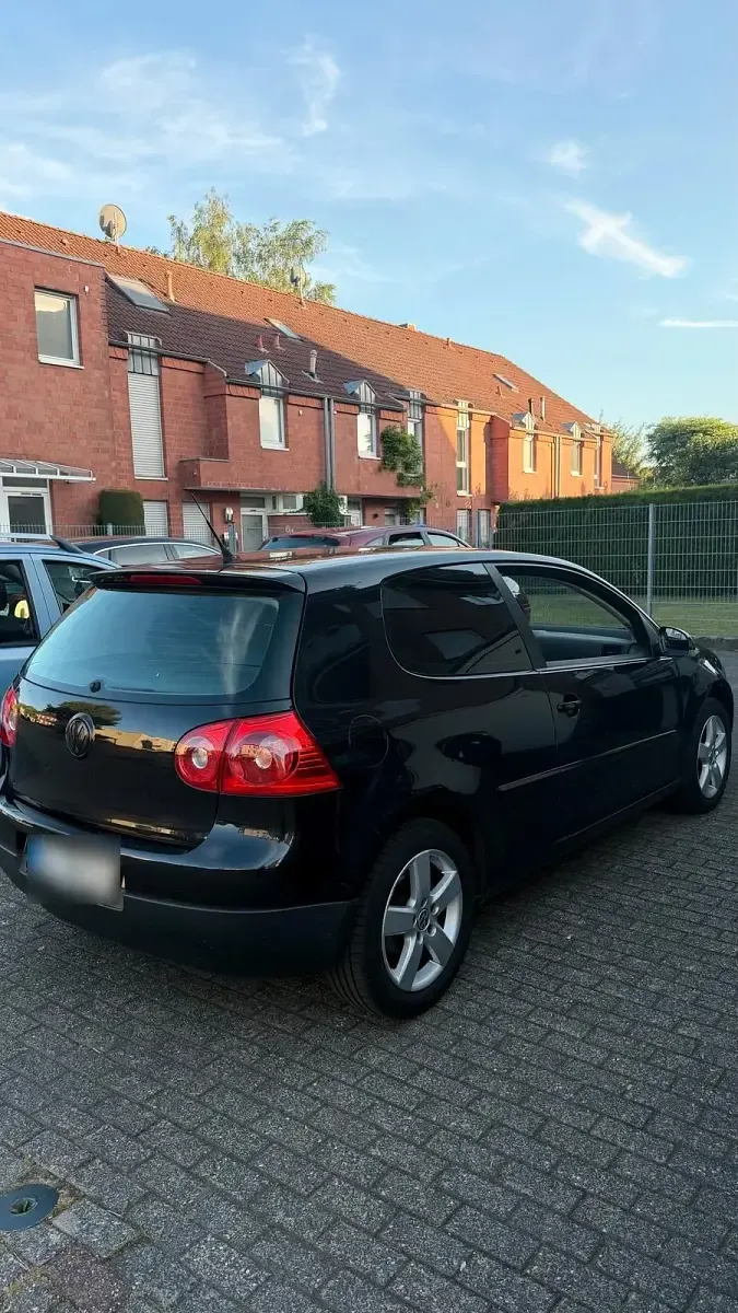 Gebraucht VW Golf V 116 PS (85 kW) 2007 Schwarz Kleinwagen