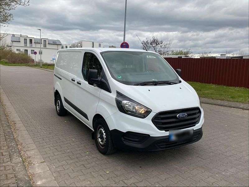 Gebraucht Ford Transit Custom 105 PS (77 kW) 2019 Weiß Van / Kleinbus
