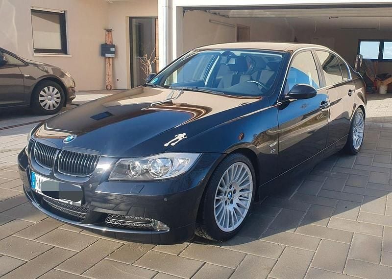 Gebraucht BMW 320 150 PS (110 kW) 2005 Schwarz Limousine