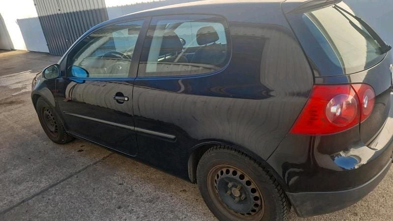 Gebraucht VW Golf V 2005 Schwarz Kleinwagen
