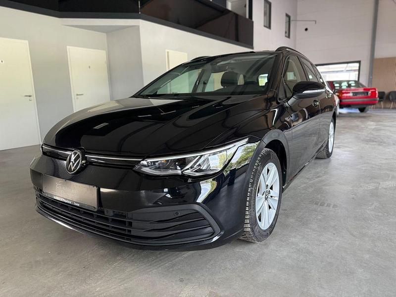 Schwarz Gebraucht 2023 VW Golf VIII Life Kombi | 18.950 € (Guter Preis) - Bild 1/4