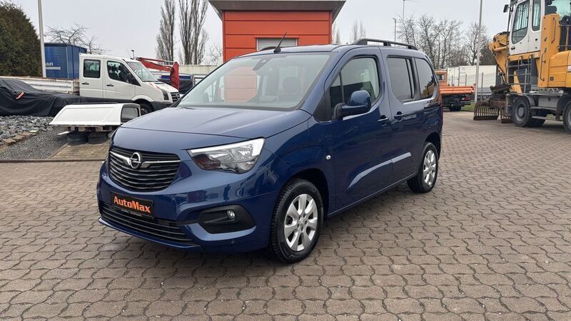 Blau Gebraucht 2020 Opel Combo Life Van / Kleinbus | 23.980 € (Fairer Preis) - Bild 1/4