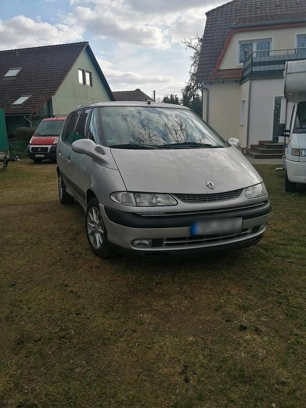 Gebraucht Renault Espace 140 PS (102 kW) 2000 Silber Van / Kleinbus