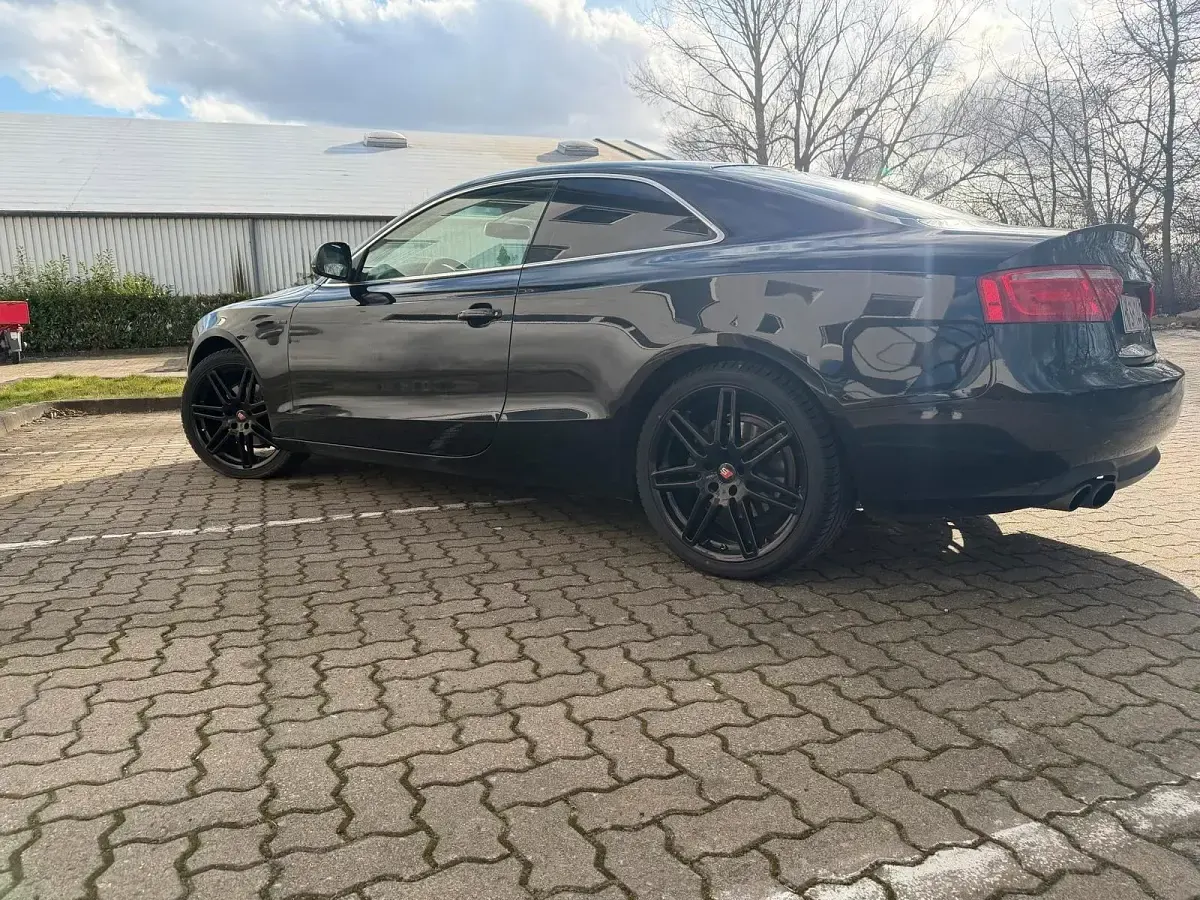 Gebraucht Audi A5 170 PS (125 kW) 2009 Schwarz Coupé
