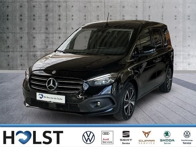 Gebraucht Mercedes T180 Progressive 116 PS (85 kW) 2023 Schwarz Van / Kleinbus