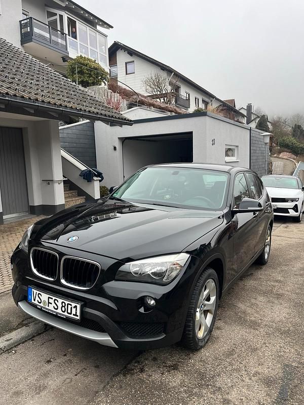 Gebraucht BMW X1 143 PS (105 kW) 2012 Schwarz SUV