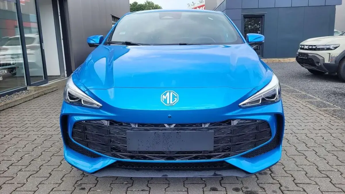 Neu MG MG3 Luxury 194 PS (142 kW) 2026 Como blau Kleinwagen