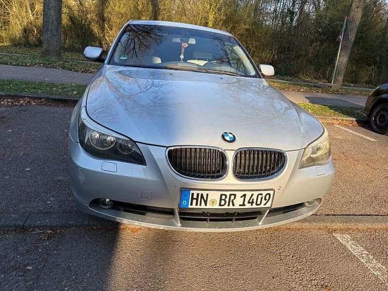 Gebraucht BMW 525 177 PS (130 kW) 2004 Grau Limousine